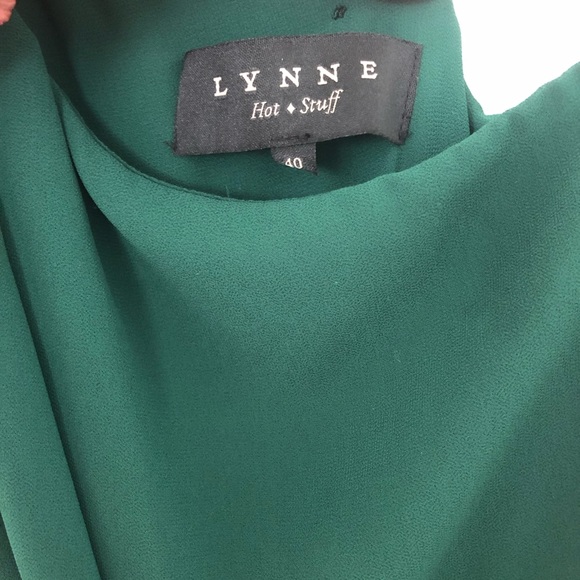 Black tie Long dress! European designer and chic style! Comes with its belt. - Picture 5 of 5